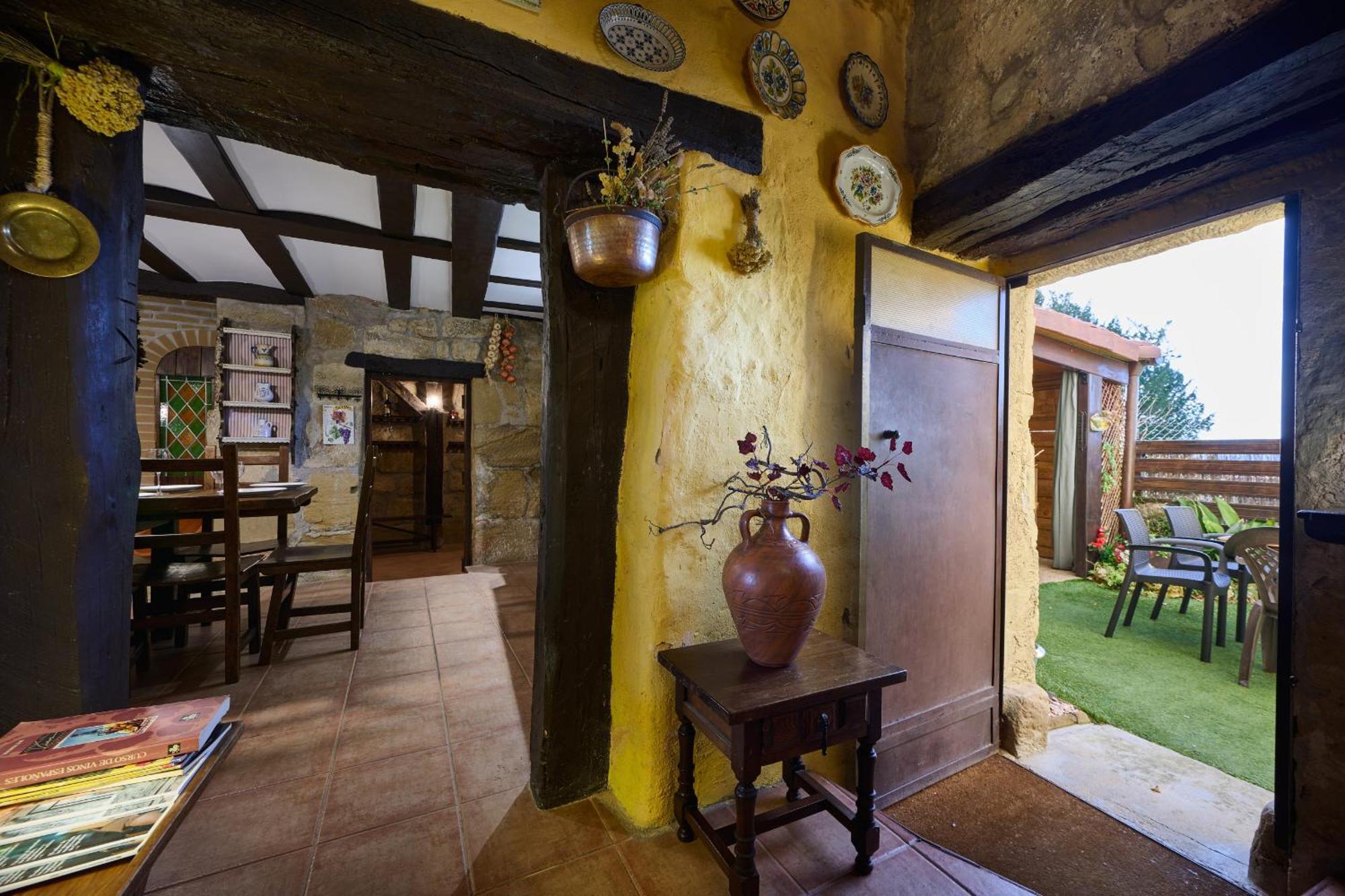 Historic Haven By Fidalsa Villa Labastida Exterior photo